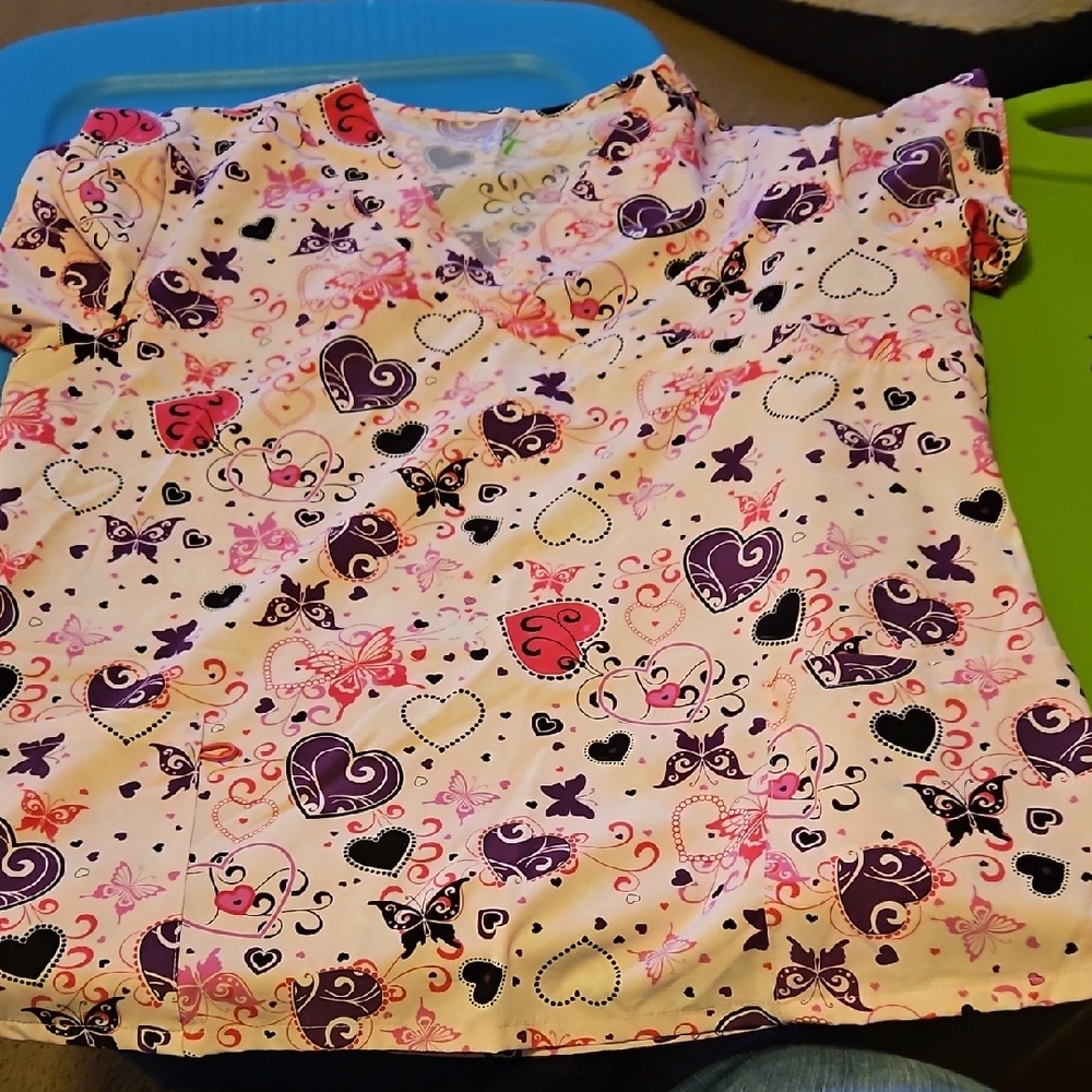 Heart and Butterfly Print Women's Scub Top